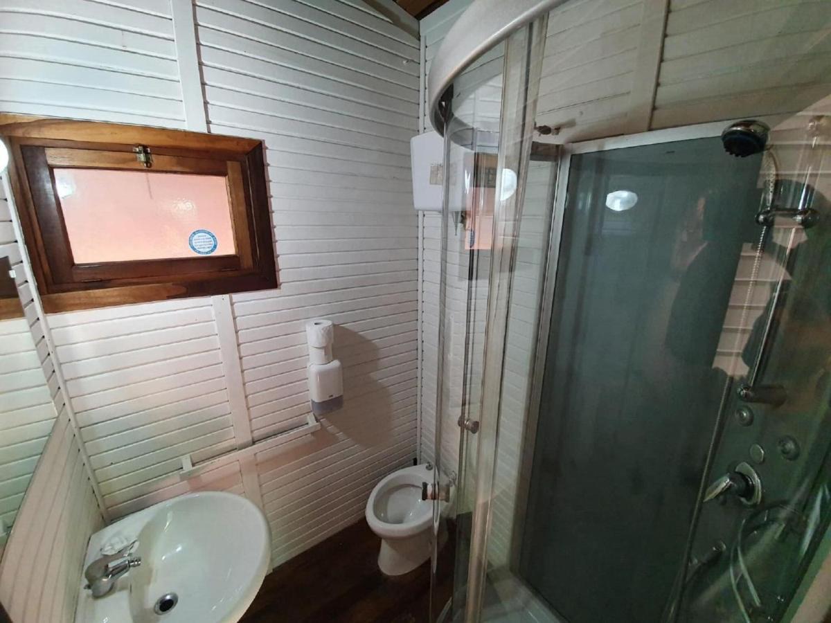 Appealing Mobile In With Terrace Casa vacanze Roma